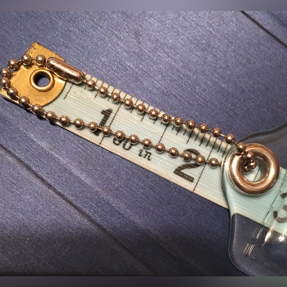 COACH POPPY CLEAR LUCITE PLASTIC KEY FOB BAG CHARM KEYCHAIN HANGTAG 3.5”L HUGE - Picture 9 of 9